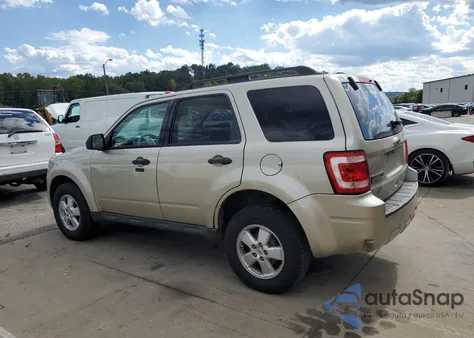 2010 Ford Escape Xlt from USA, damaged, VIN 1FMCU0D79AKD12196